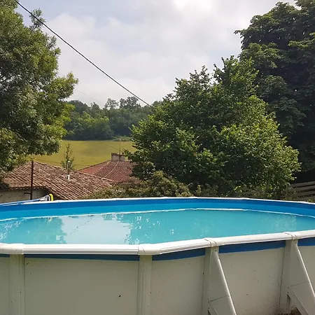 בית נופש La Bordette Sauveterre (Tarn-et-Garonne)